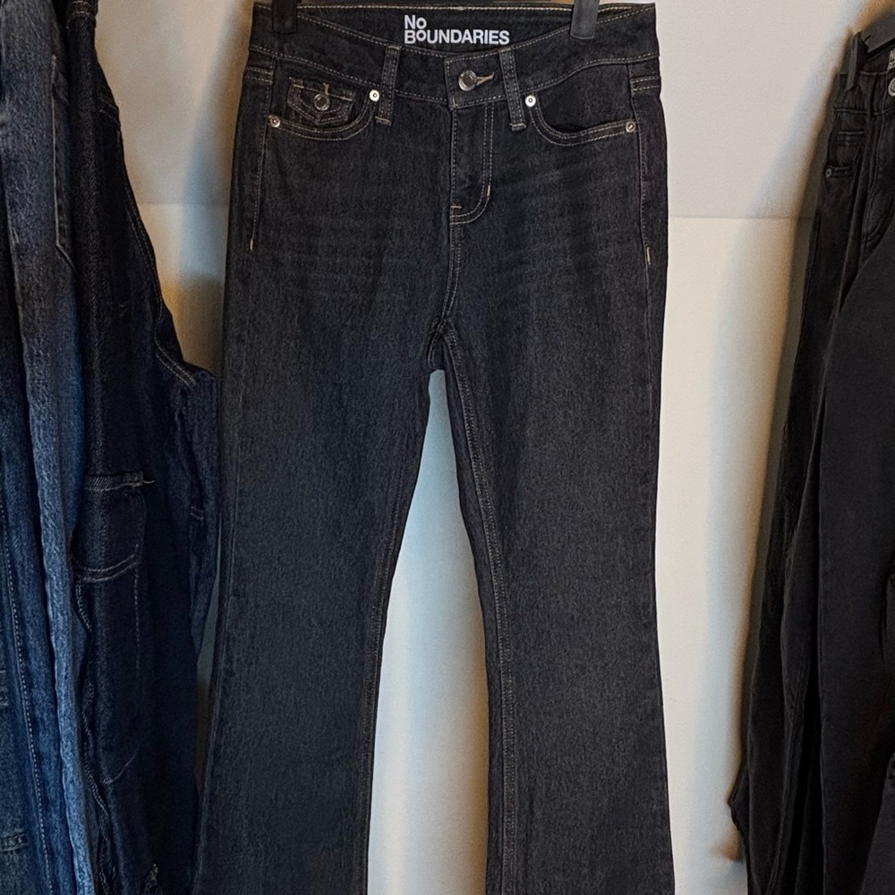 No Boundaries Women's Dark Gray Boot Cut Jeans
